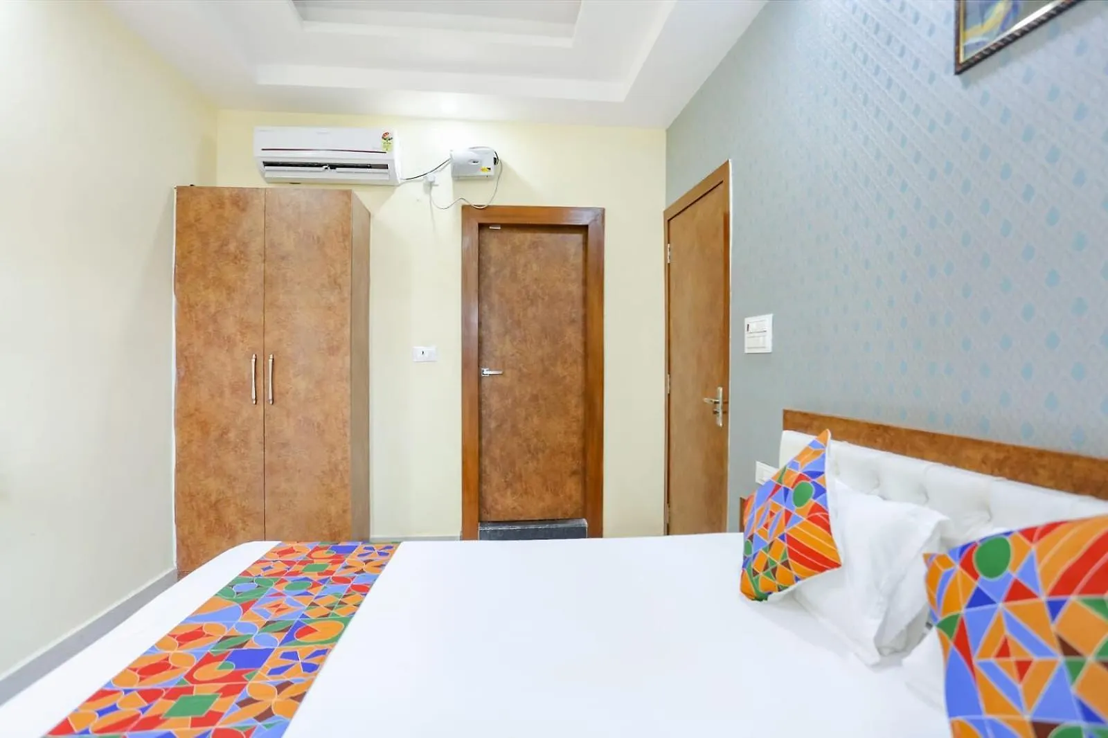 *** ホテル Aditya Guest House バラナシ インド